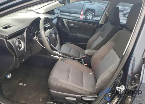 2018 Toyota Corolla L z USA, uszkodzony, nr VIN 2T1BURHE4JC989879